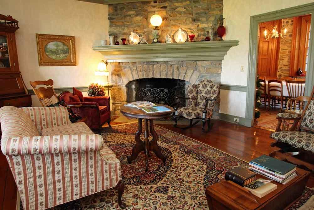 Rocky Acre Farm Bed & Breakfast Mount Joy Экстерьер фото