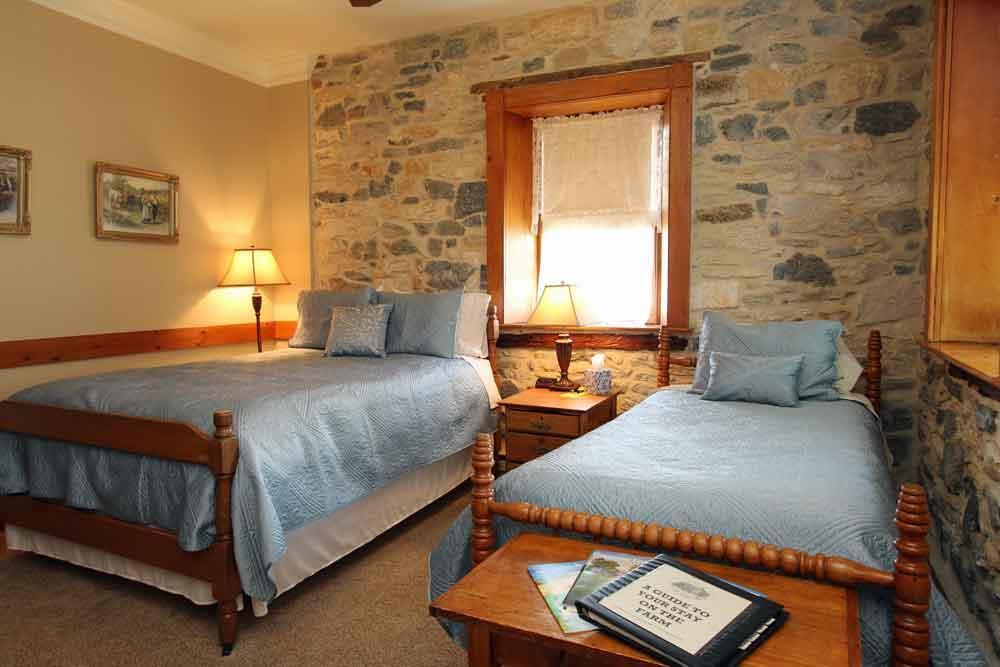 Rocky Acre Farm Bed & Breakfast Mount Joy Экстерьер фото