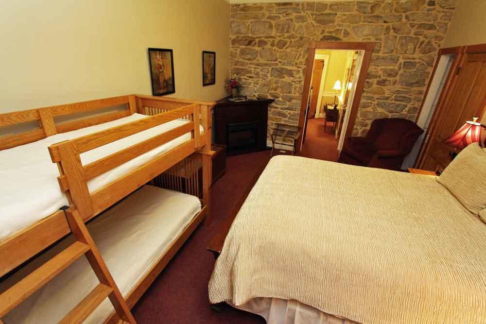 Rocky Acre Farm Bed & Breakfast Mount Joy Экстерьер фото
