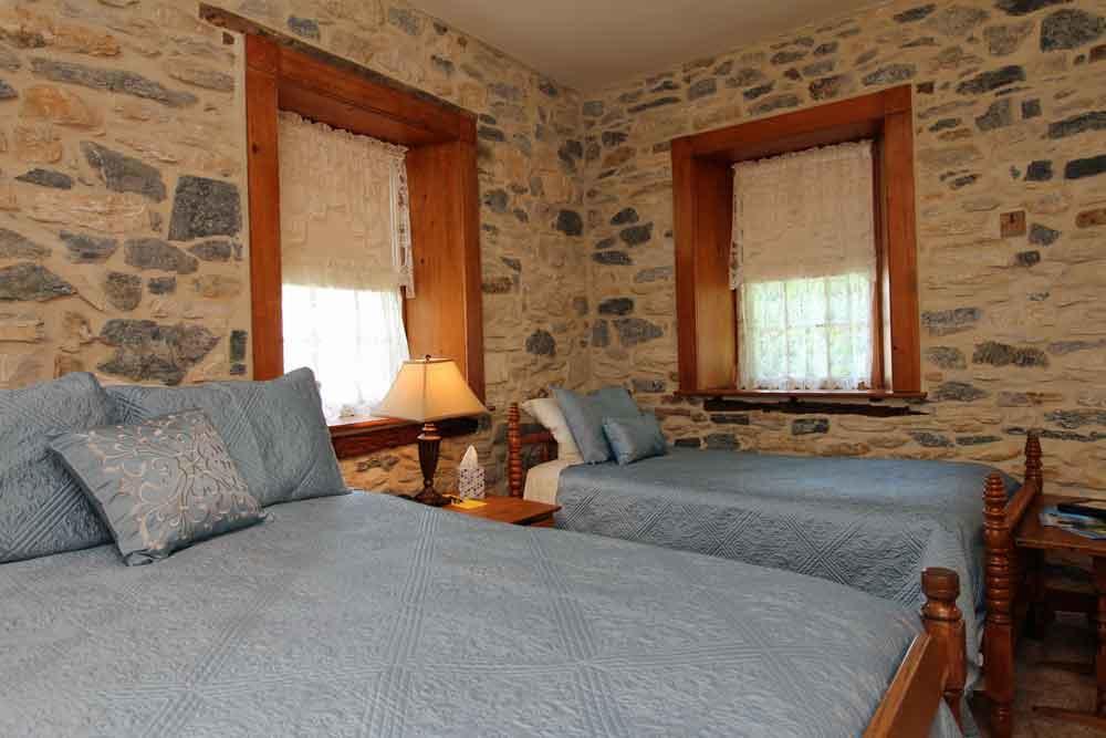 Rocky Acre Farm Bed & Breakfast Mount Joy Экстерьер фото
